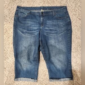 Faded Glory Classic Blue Women's Denim Capri Jeans